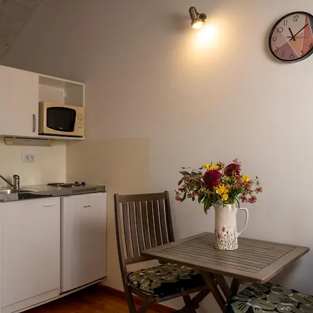 Maro & Baro Apartments, Near Old Town Dubrovnik-2