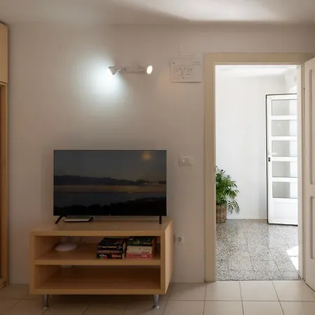 Maro & Baro Apartments, Near Old Town Dubrovnik-3