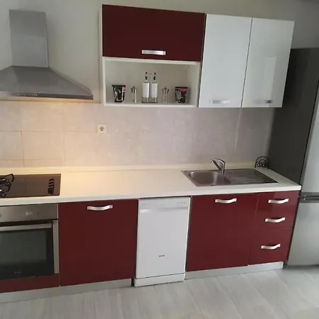 Zoric Apartments & Rooms 2-3