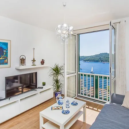 Apartment Majestic-2
