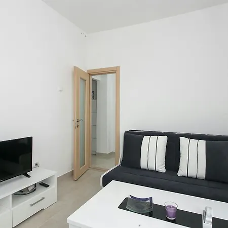 Apartment Ivy-3