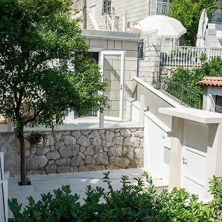 Zara Apartments-3