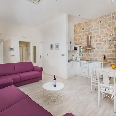 Lausion Apartments-3