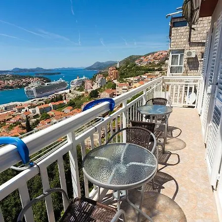 Panorama Tarik Rooms-2