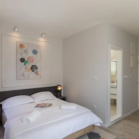 Apartments Urbis-2