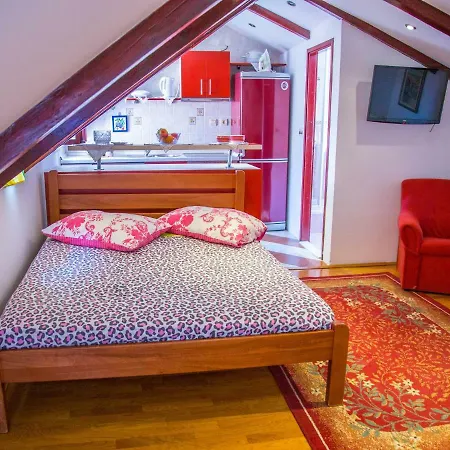 Old Town Apartmant-2