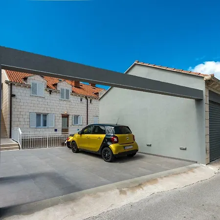 Apartment Jele-2