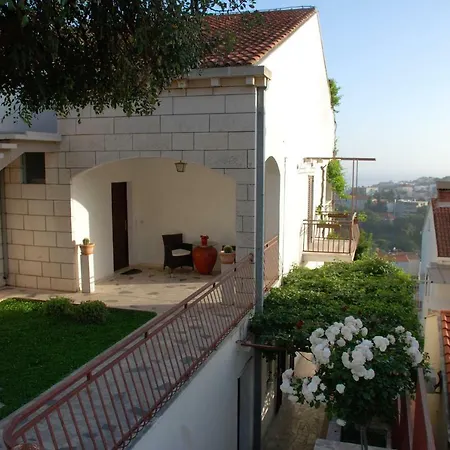 Luigi Apartments-3