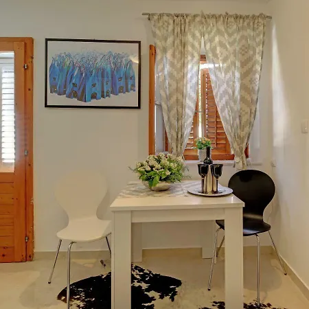 Studio Apartments Kalma-2