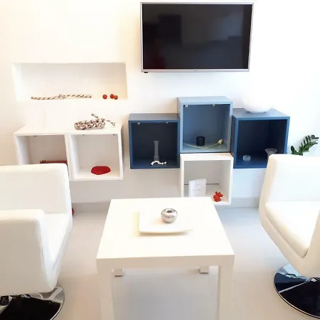 Alto Rooms And Apartments-3