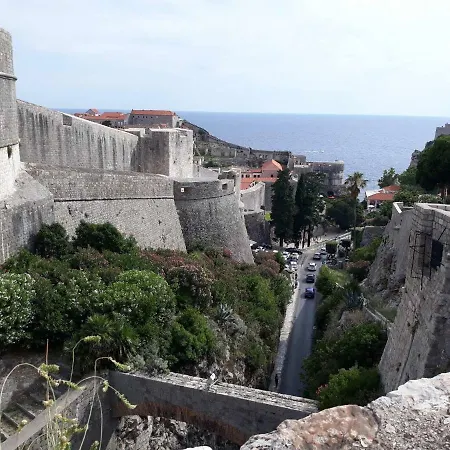 Few Steps From The Old Town-2