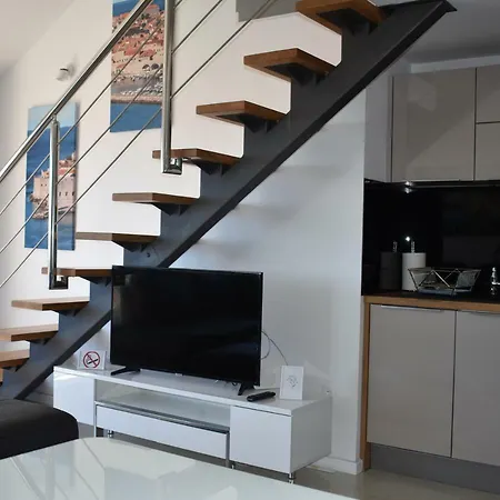 Marlin Apartments-2