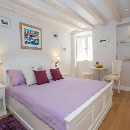 Studio Apartments Sonatina-2