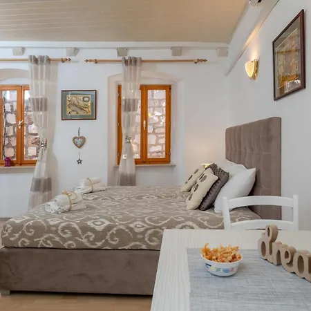 Divina Blue Apartments-3