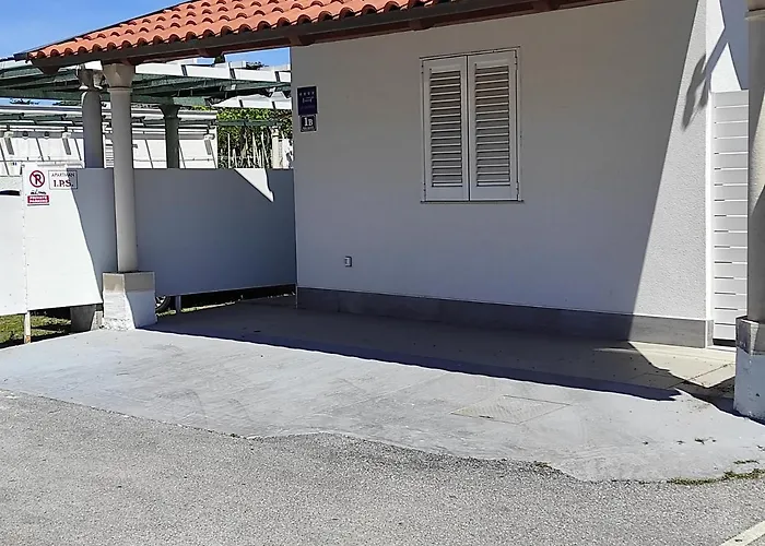 Ips Apartment With Free Parking Dubrovnik