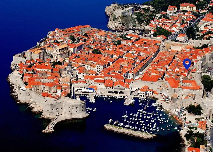 Dubrovnik Throne Suite IV