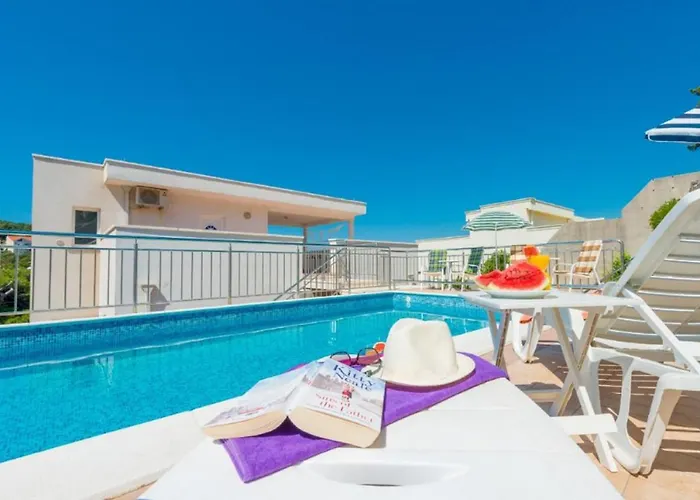 Villa Borna Apartments With Free Parking Dubrovnik