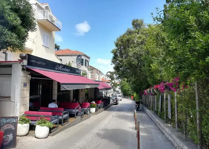Apartment Kate, 3 - Bedroom Dubrovnik