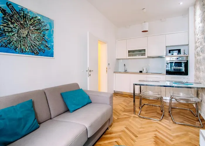 Amorozo Apartments By Duhomes Dubrovnik