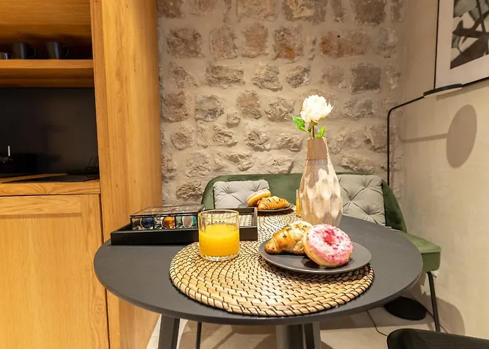 Superior 1 Bedroom Apartment Gabriela Next To Buza Beach Dubrovnik