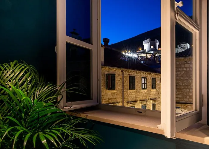 Two Bedroom Luxury Apartment Sorgo Cerva In Dubrovnik Old Town