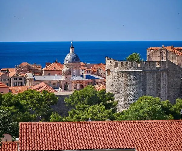 Newly Renovated Apt. Near To Entrance To Old Town Dubrovnik