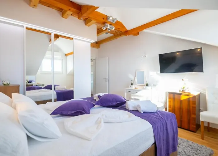 Chiefs Suite - Kriste Dubrovnik