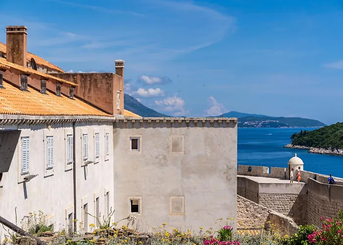Lovely Holiday House Othello Next To The Buza Beach Dubrovnik