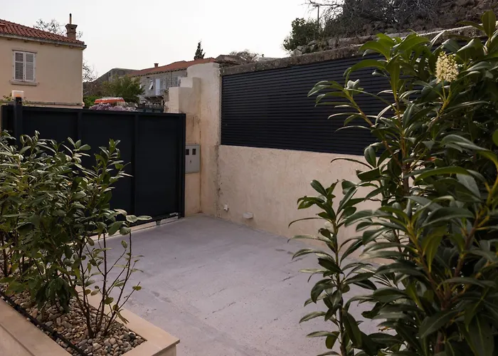 Villa Miri, Heritage Superior Villa With Swimming Pool Dubrovnik