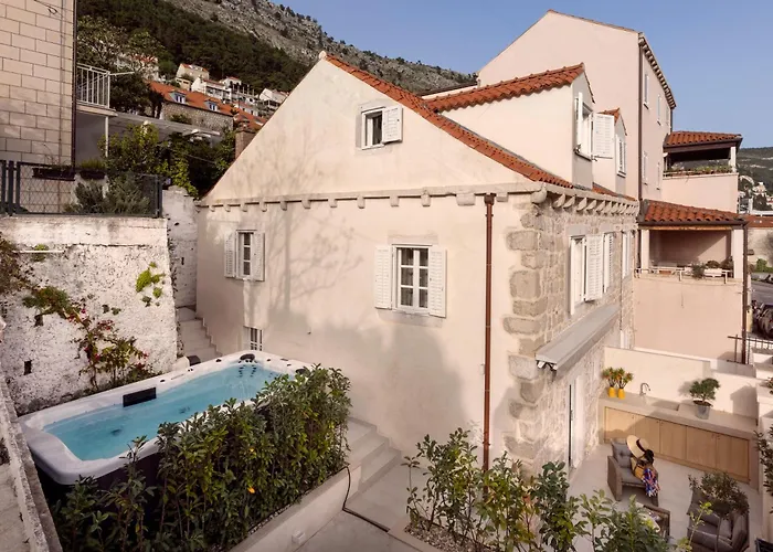Villa Miri, Heritage Superior Villa With Swimming Pool Dubrovnik