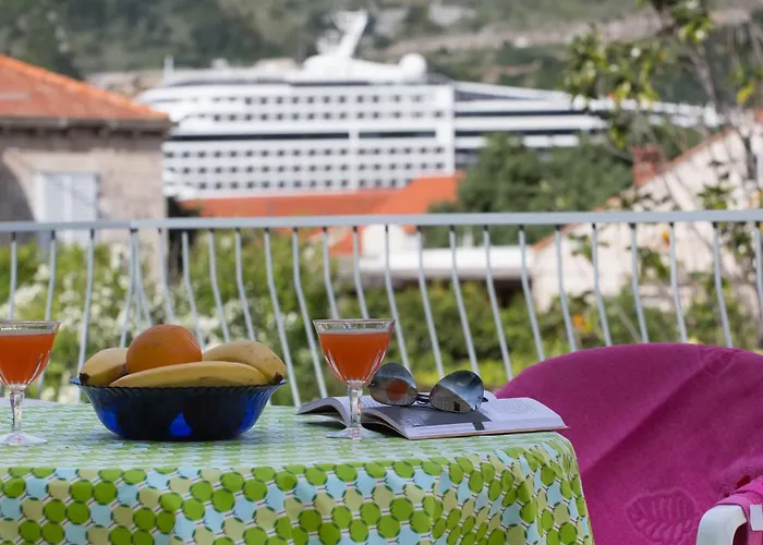 Aida Apartments And Rooms For Couples And Families Free Parking Dubrovnik