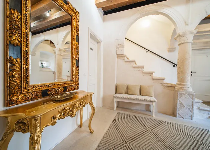 Sunce Palace Apartments With Free Offsite Parking Dubrovnik