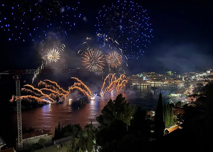 New & Luxury 5* With Breathtaking View- Kiki Lu Apartment Dubrovnik