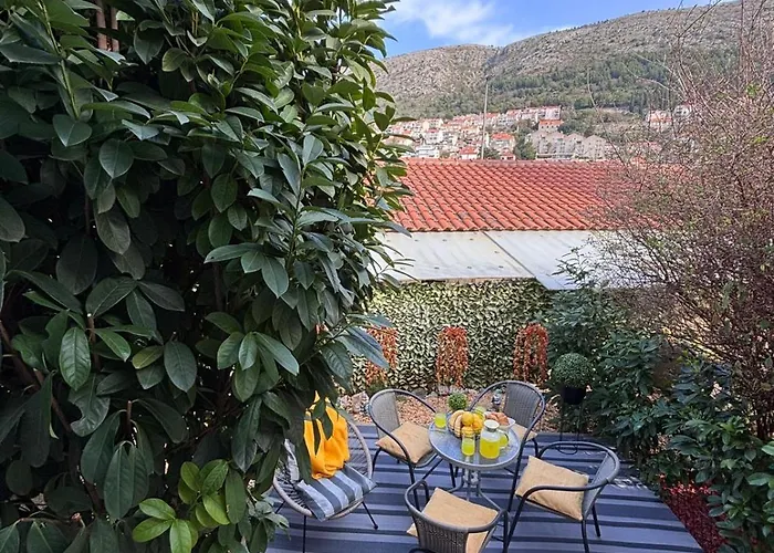 Cozy Apartment Kesovija Near Old Town Dubrovnik
