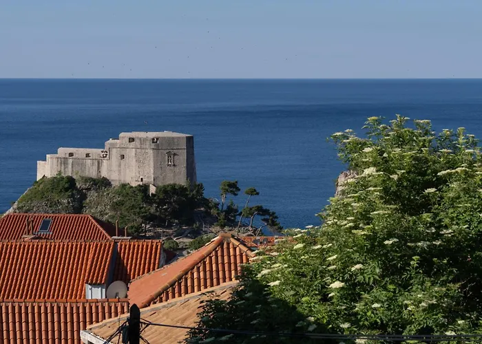 Maro & Baro Apartments, Near Old Town Dubrovnik