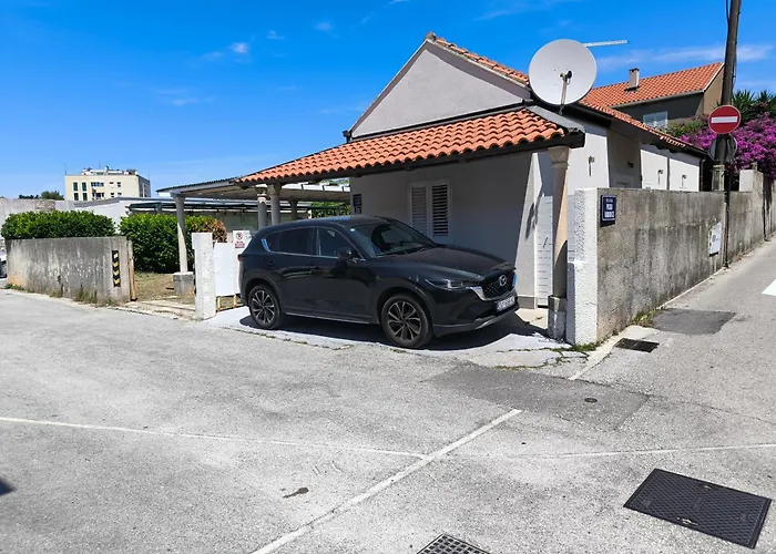 Ips Apartment With Free Parking Dubrovnik