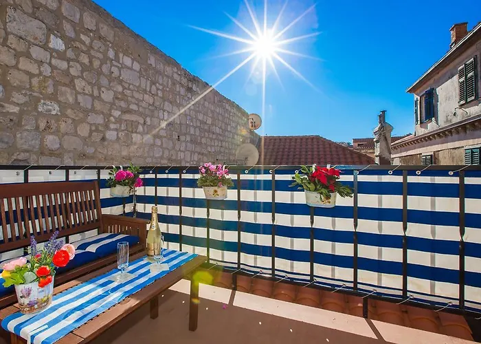 Relaxing Apartment Paulina With Balcony Dubrovnik