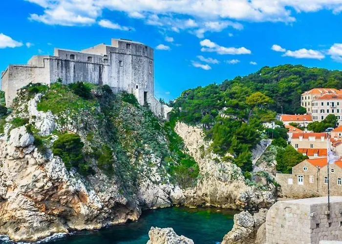 Happy Dubrovnik Centre-Free Parking Apartment