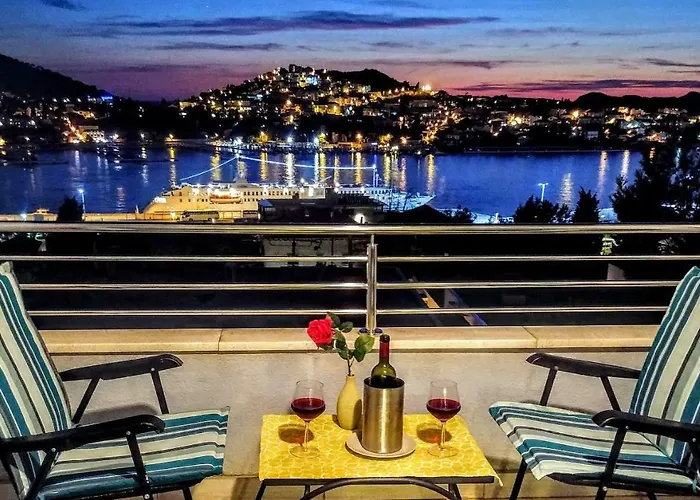 Dubrovnik 2 Bedroom 2 Bathroom Sea View, Private Free Parking