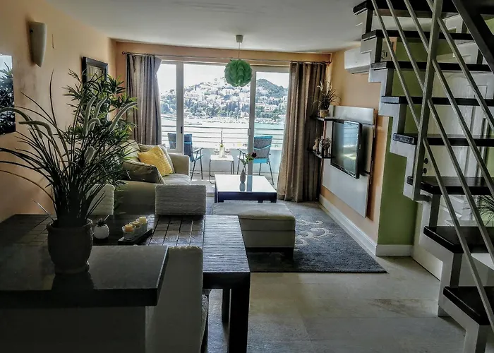Dubrovnik 2 Bedroom 2 Bathroom Sea View, Private Free Parking